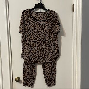 kate spade Leopard-Print Pajama Set in Tan and Black